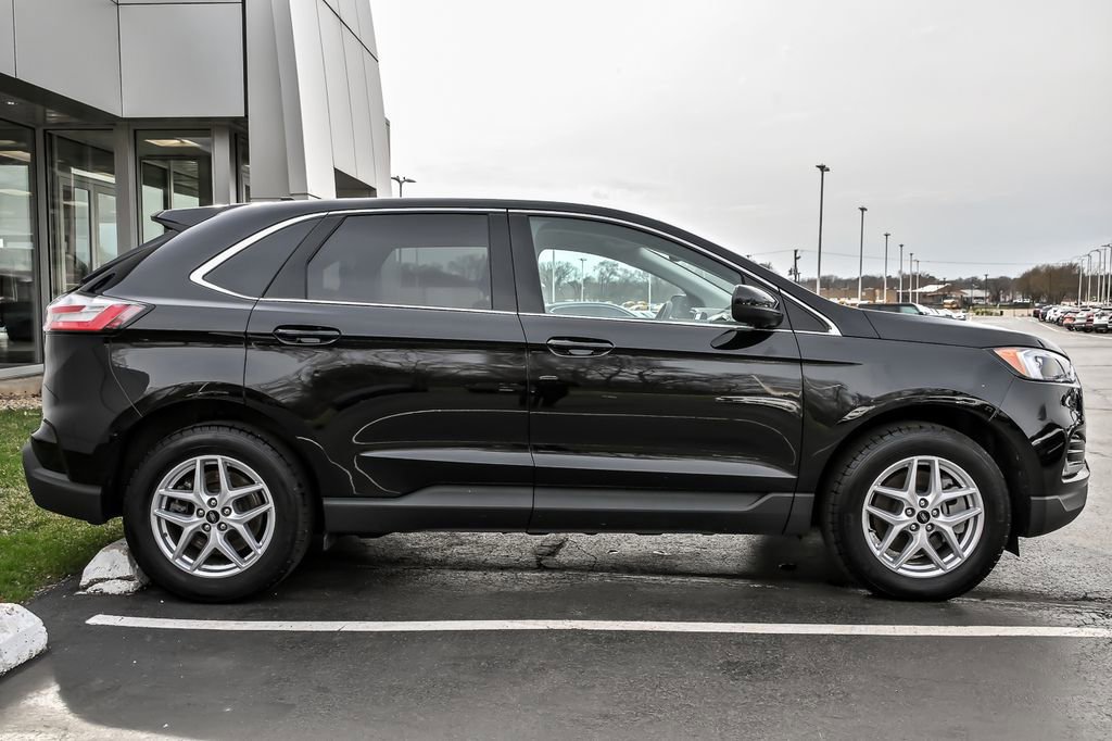 Certified 2024 Ford Edge SEL w/ Convenience Package image 7