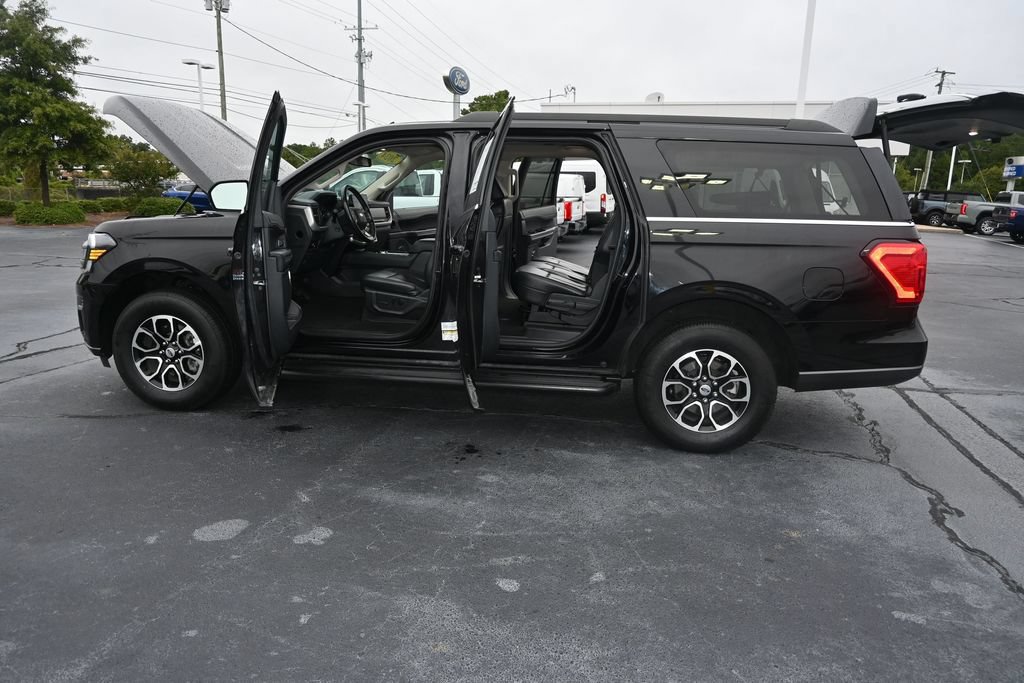 Certified 2024 Ford Expedition Max XLT RWD image 16