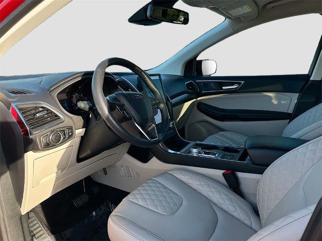 Certified 2024 Ford Edge Titanium image 9