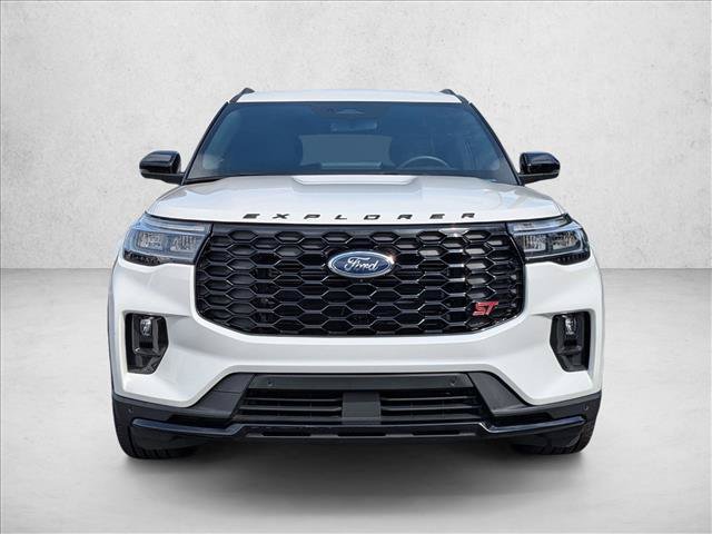 Certified 2025 Ford Explorer ST RWD image 2