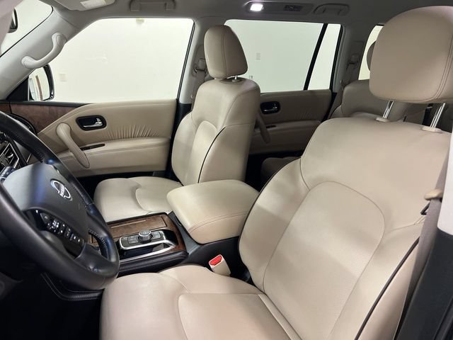 Used 2024 Nissan Armada SL w/ Captain's Chairs Package AWD/4WD image 9