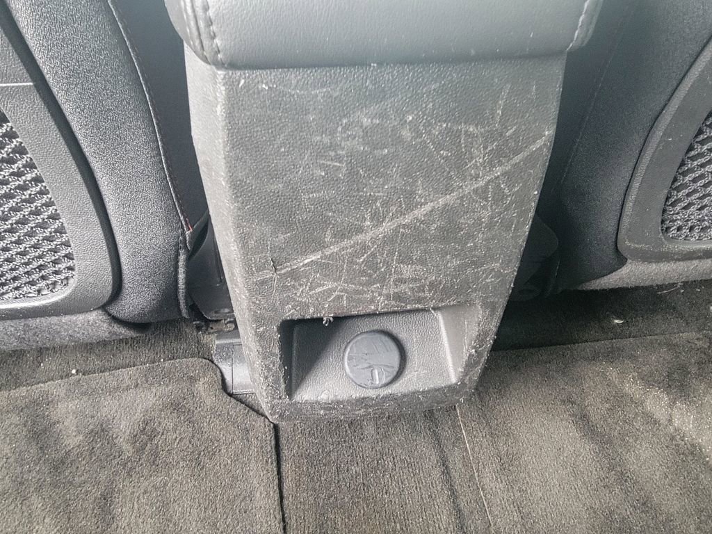 Used 2017 Chevrolet Equinox LS image 9