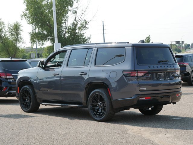 Used 2024 Jeep Wagoneer Series II AWD/4WD image 6