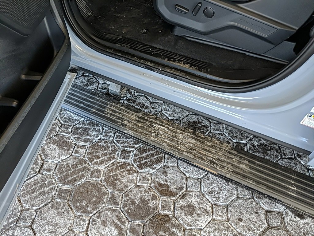 Certified 2025 Ford Expedition Platinum image 12