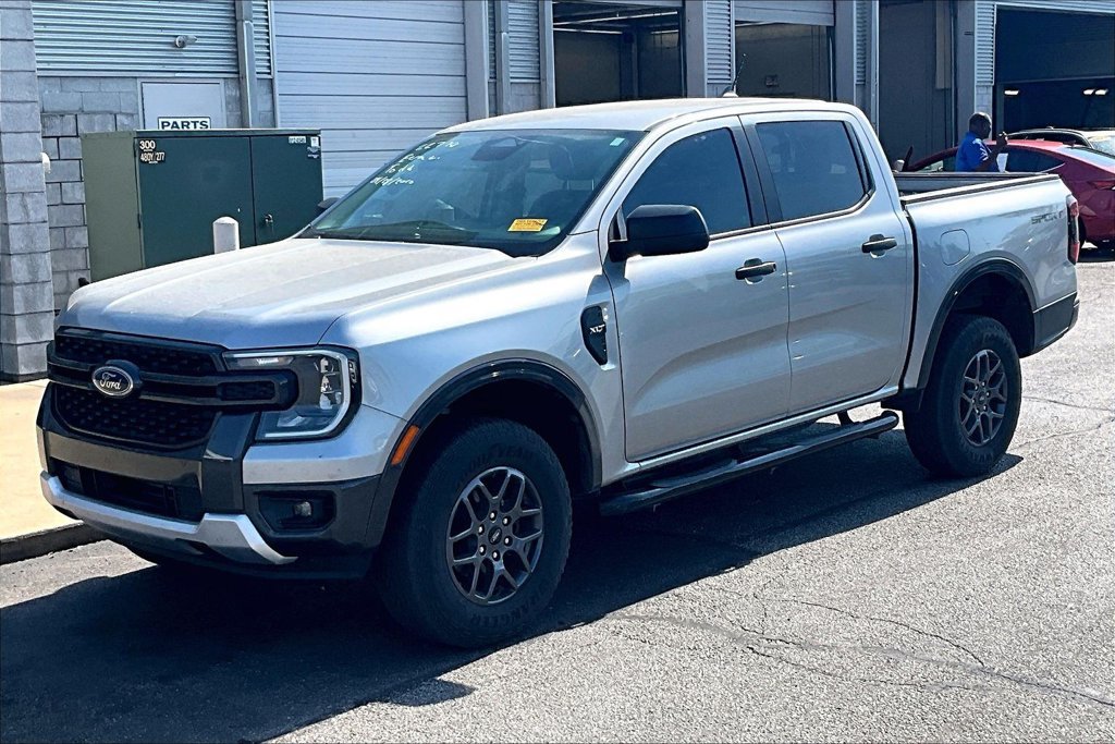 Certified 2024 Ford Ranger XLT w/ Trailer Tow Package RWD image 2