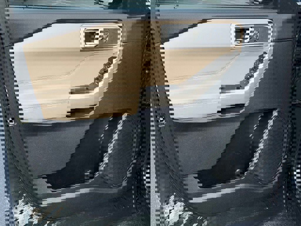 Certified 2023 Ford Explorer XLT w/ Equipment Group 202A image 32