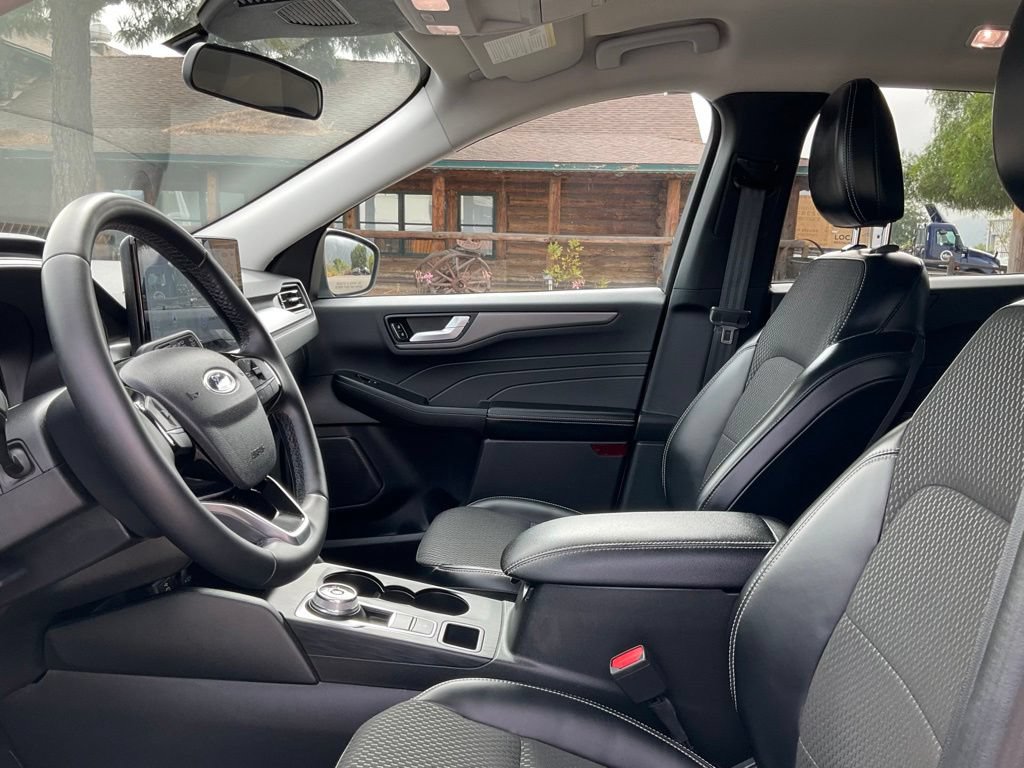 Certified 2024 Ford Escape SE FWD image 42