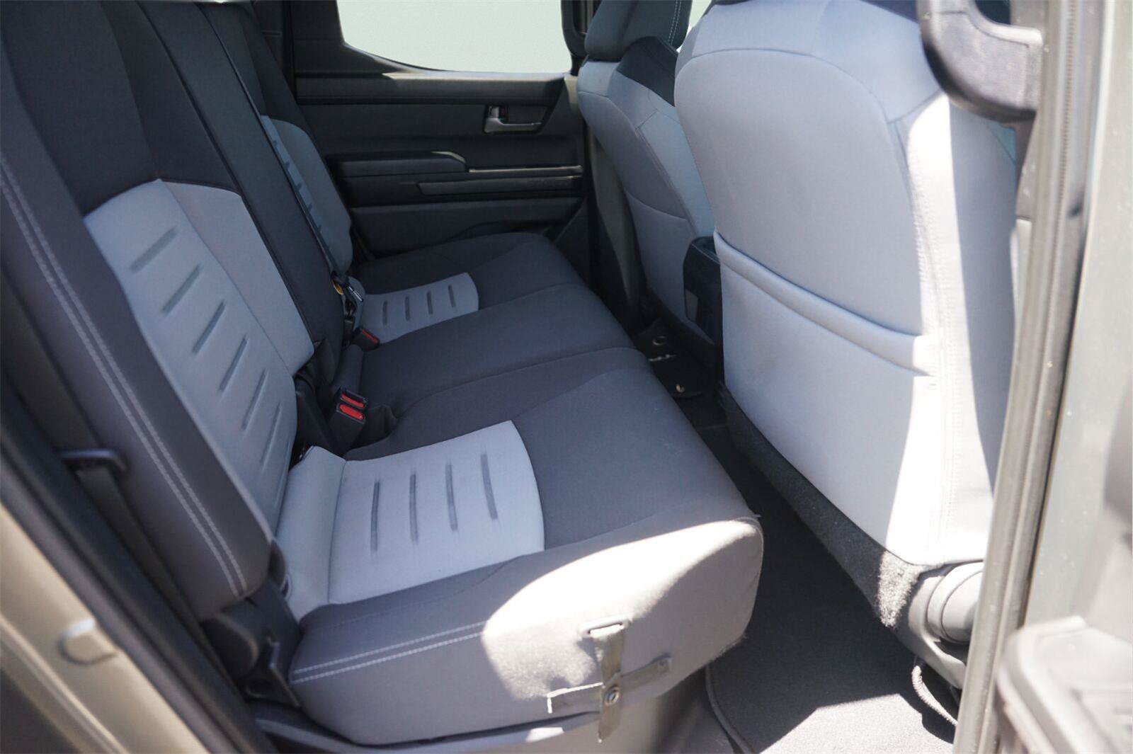 Used 2025 Toyota Tacoma TRD Off-Road AWD/4WD image 15
