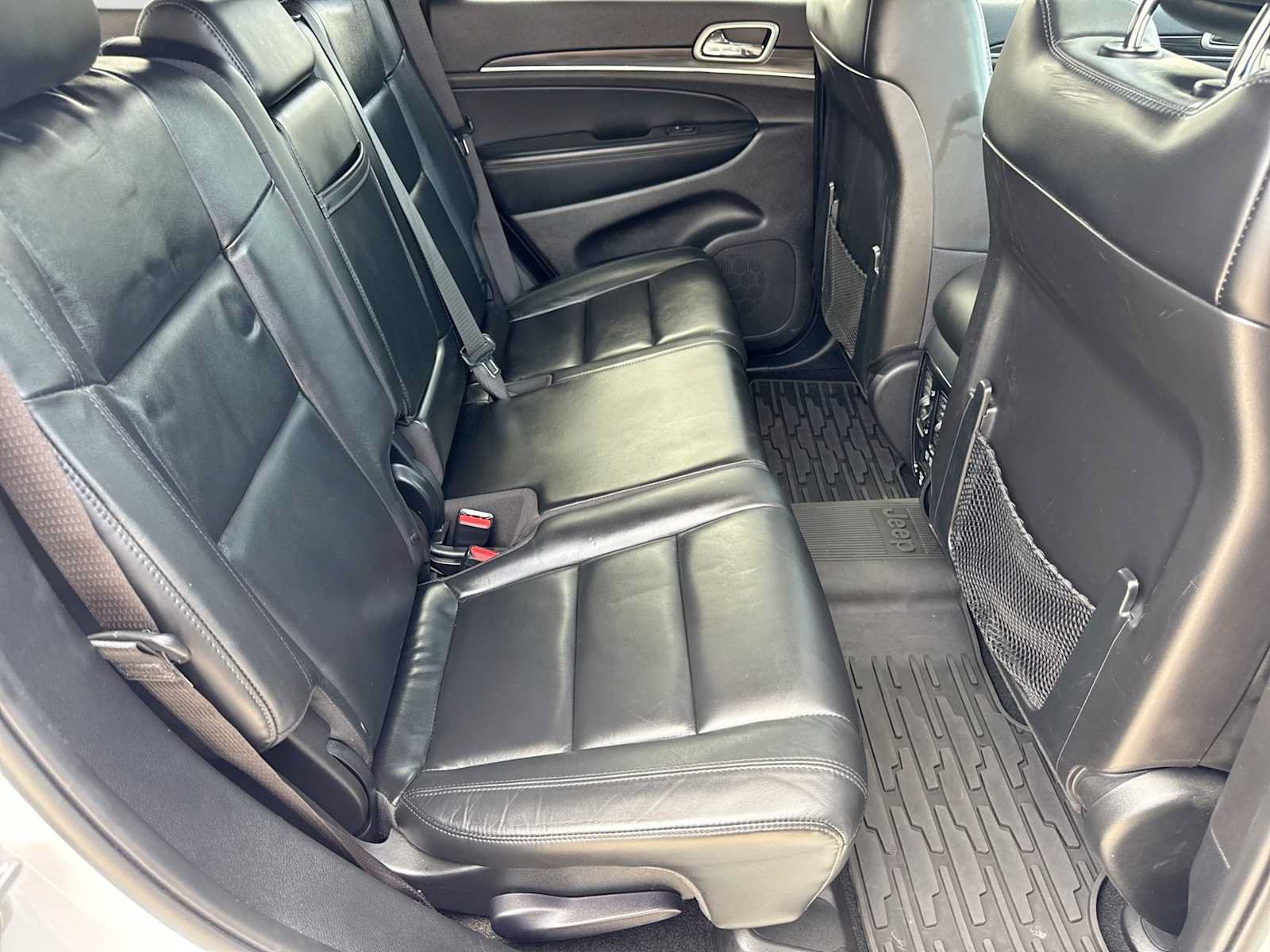 Used 2020 Jeep Grand Cherokee Limited AWD/4WD image 20
