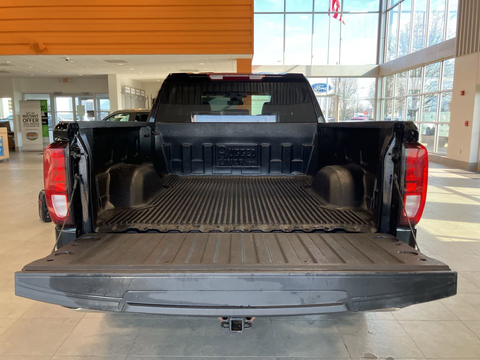 Used 2023 GMC Sierra 1500 SLE w/ Enhanced Capability Package AWD/4WD image 25