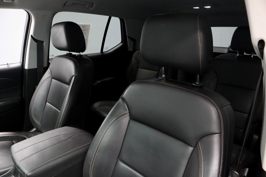 Used 2021 Chevrolet Traverse RS w/ LPO, Cargo Package image 27