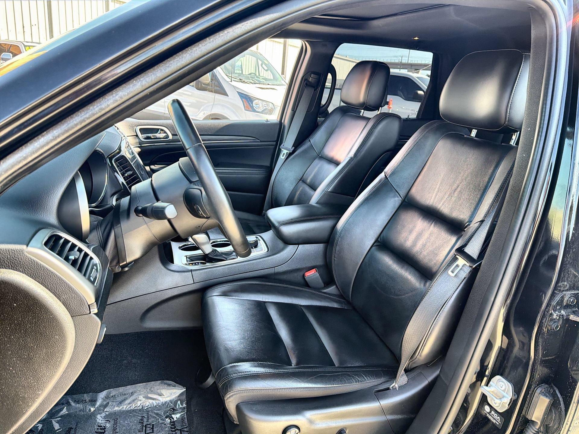 Used 2021 Jeep Grand Cherokee Limited AWD/4WD image 11