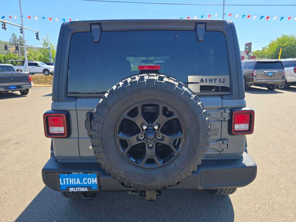 Used 2022 Jeep Wrangler Unlimited Sport AWD/4WD image 4