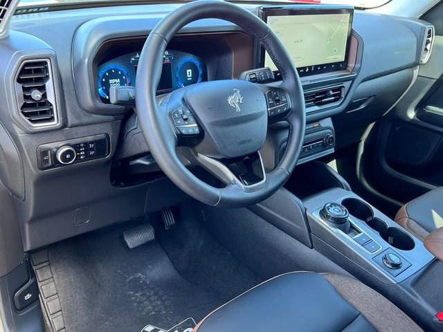 Certified 2025 Ford Bronco Sport Outer Banks w/ Outer Banks Tech Package+ AWD/4WD image 16