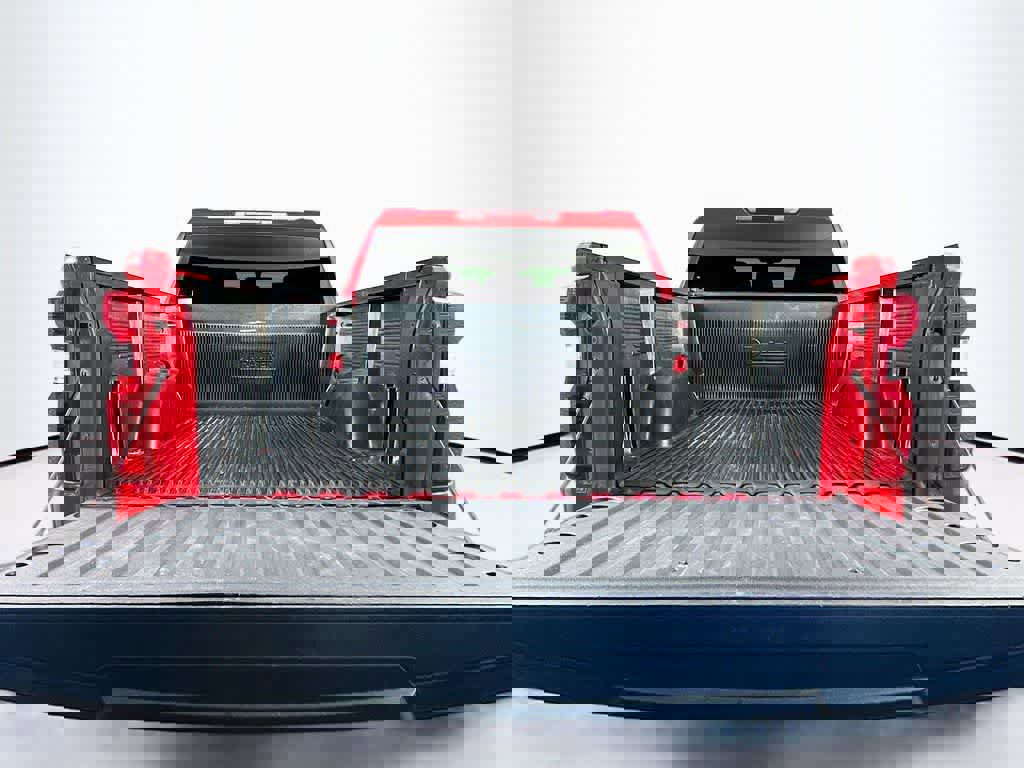 Used 2025 Chevrolet Silverado 1500 LT image 21