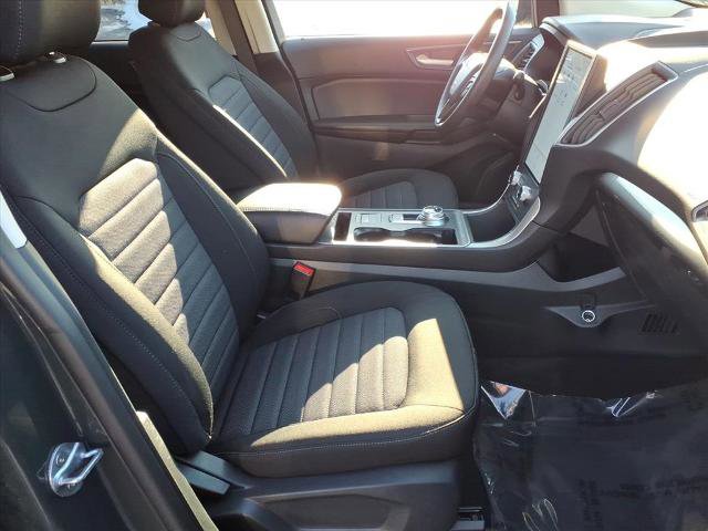 Certified 2024 Ford Edge SE image 14