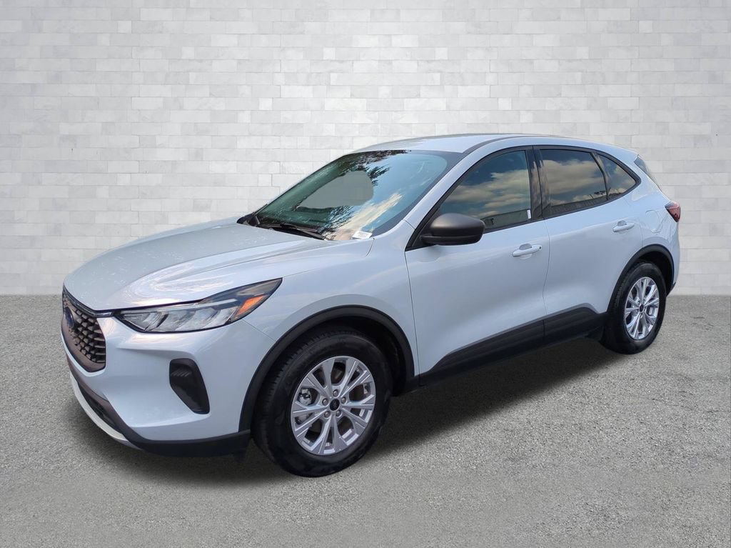 Certified 2025 Ford Escape Active FWD image 9