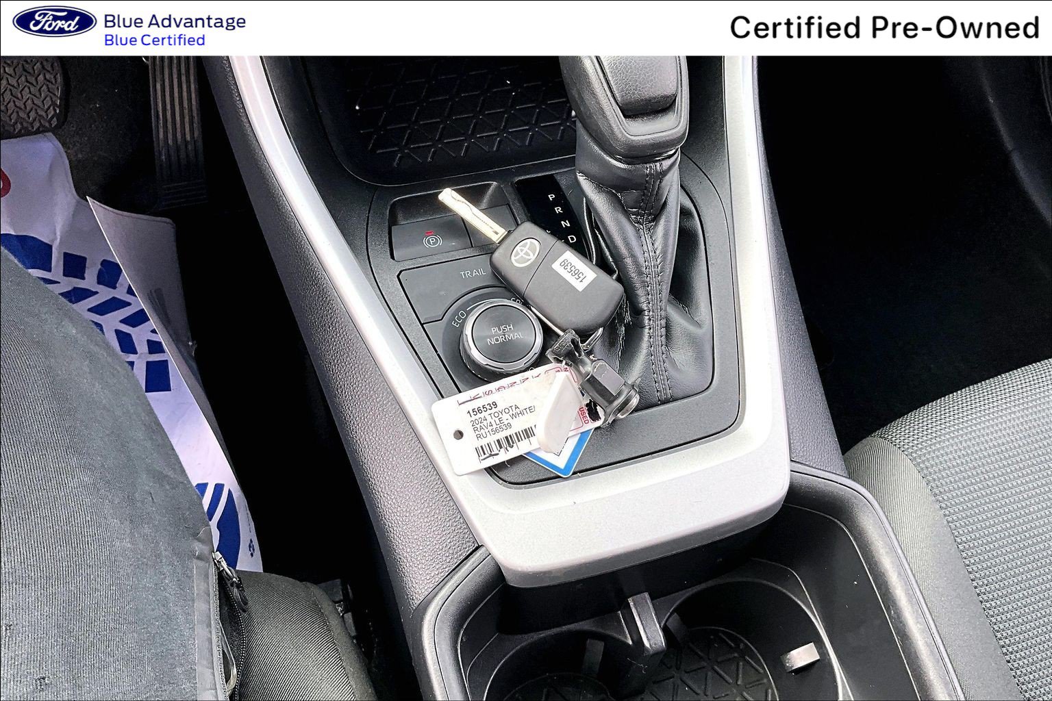 Used 2024 Toyota RAV4 LE AWD/4WD image 12