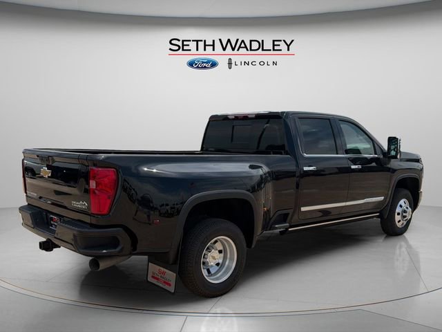 Used 2024 Chevrolet Silverado 3500 High Country w/ High Country Premium Package AWD/4WD image 7