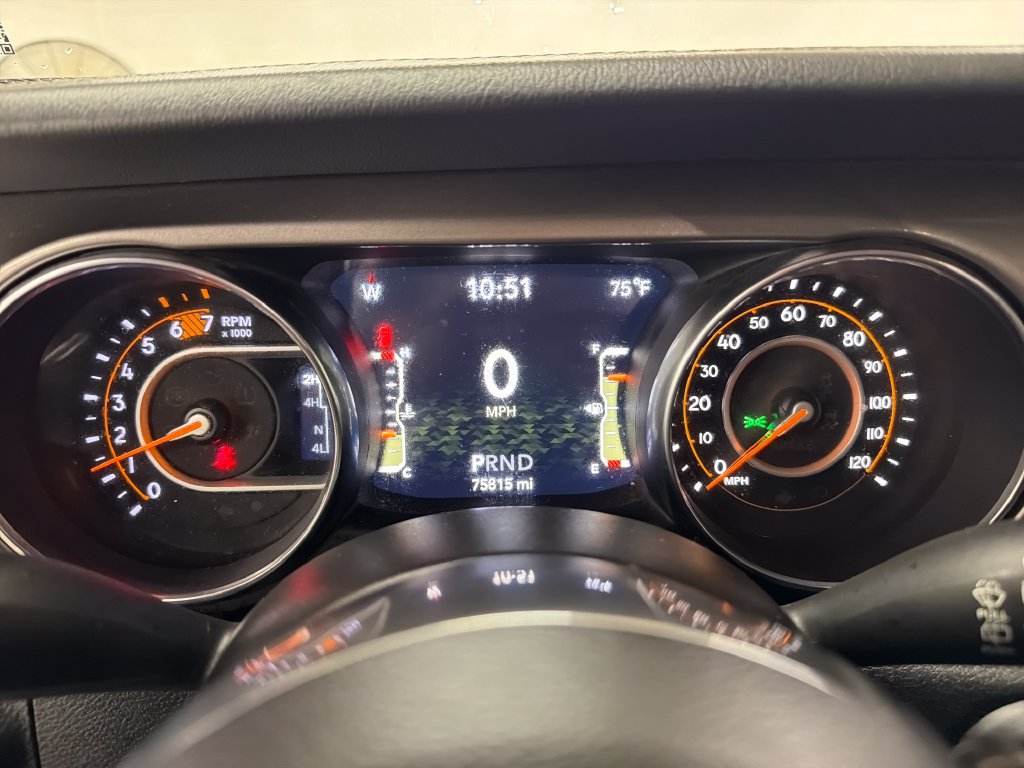 Used 2021 Jeep Wrangler Unlimited Sahara AWD/4WD image 22