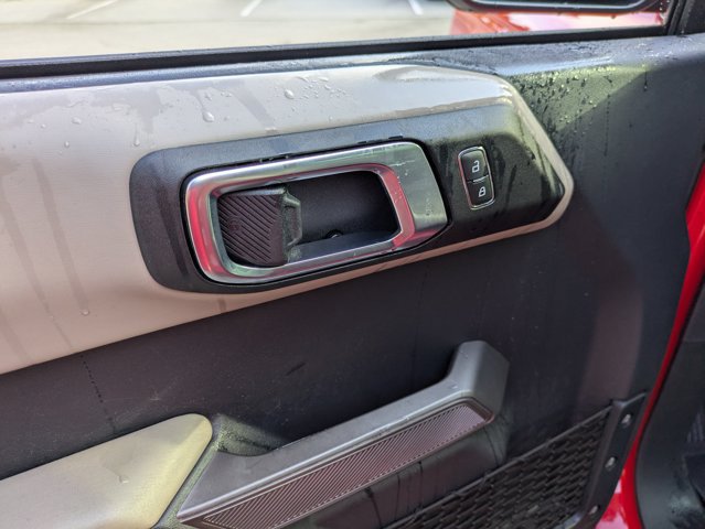 Certified 2022 Ford Bronco Wildtrak AWD/4WD image 17