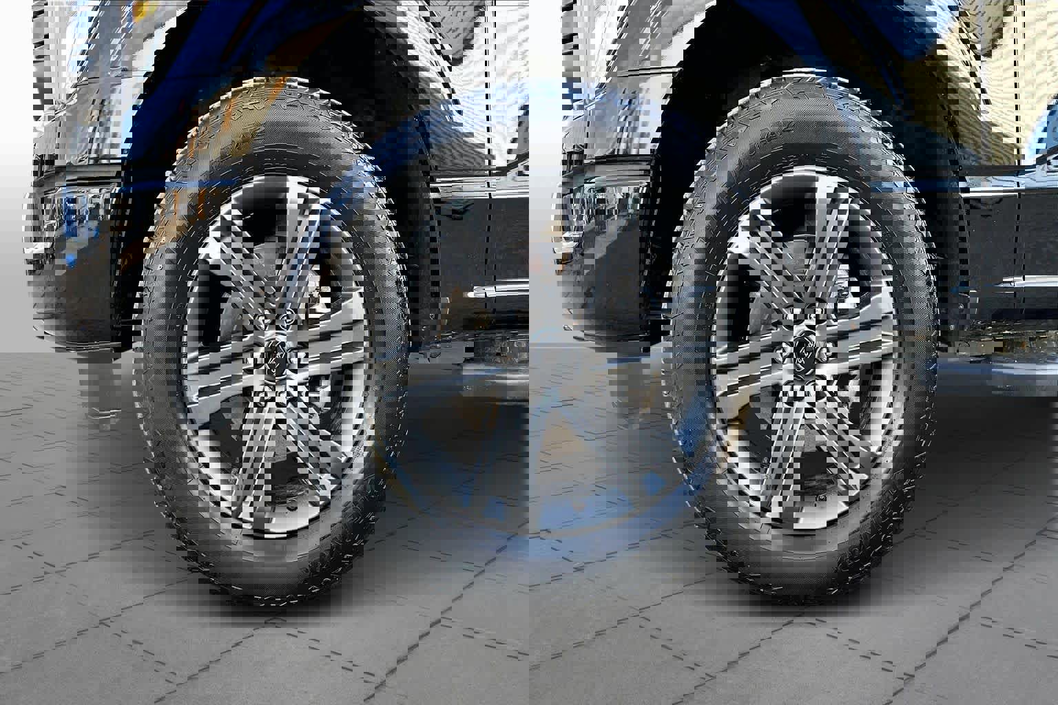 Certified 2023 Ford F150 XLT w/ Equipment Group 302A High image 14