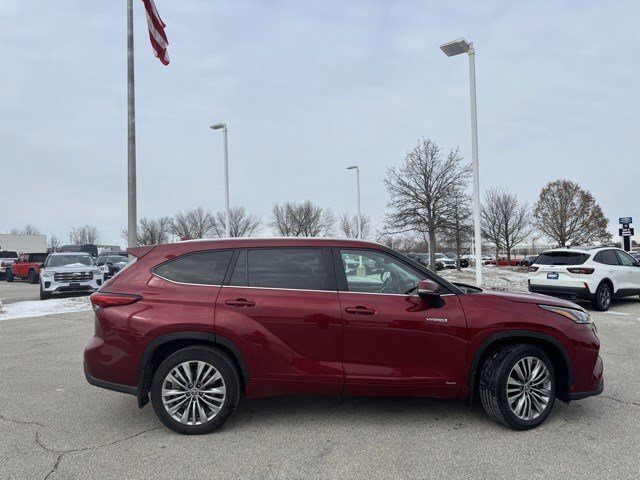 Used 2021 Toyota Highlander Platinum image 6
