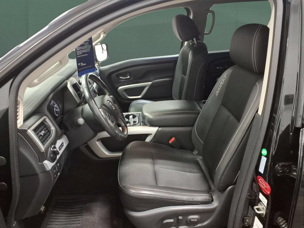 Used 2019 Nissan Titan PRO-4X AWD/4WD image 23