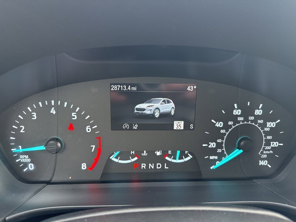 Certified 2022 Ford Escape SE w/ SE Sport Appearance Package image 16