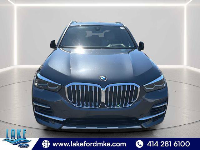 Used 2023 BMW X5 xDrive40i w/ Premium Package AWD/4WD image 2