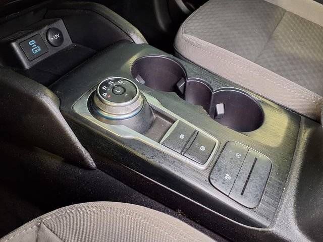Certified 2022 Ford Escape SE w/ SE Sport Appearance Package FWD image 9