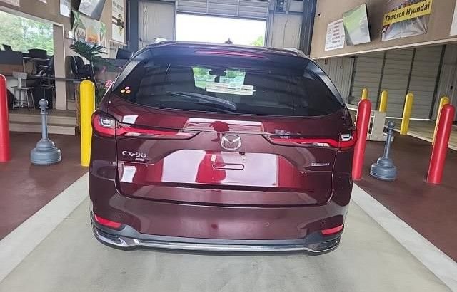 Used 2024 MAZDA CX-90 Plug-In Hybrid w/ Premium Plus AWD/4WD image 5