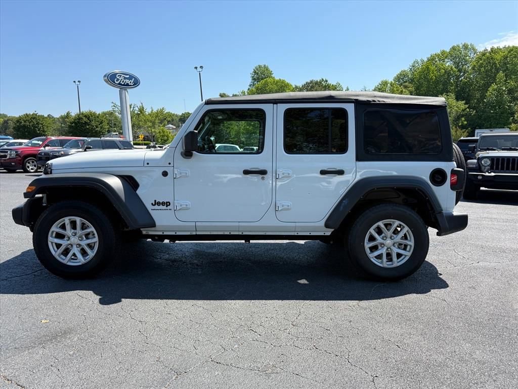 Used 2023 Jeep Wrangler Unlimited Sport AWD/4WD image 6