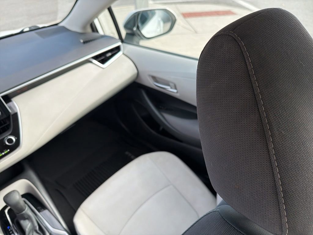 Used 2020 Toyota Corolla LE image 15