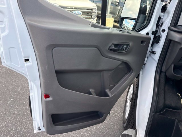 Certified 2025 Ford Transit 250 Low Roof w/ Exterior Upgrade Package RWD image 13