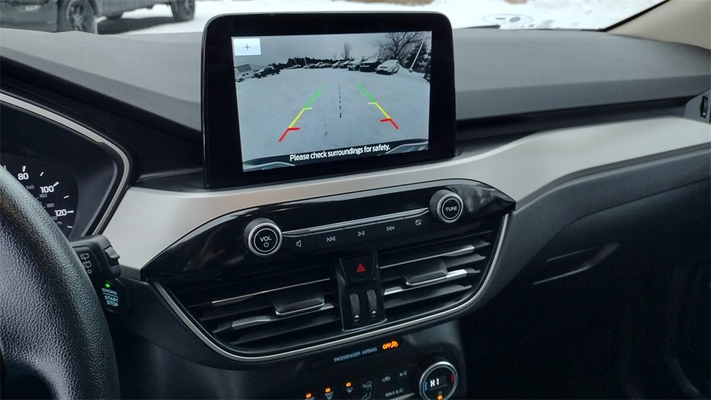 Certified 2020 Ford Escape SE image 12