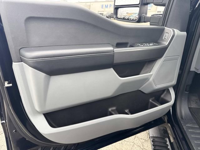 Certified 2025 Ford F250 XLT w/ Snow Plow Prep Package AWD/4WD image 16
