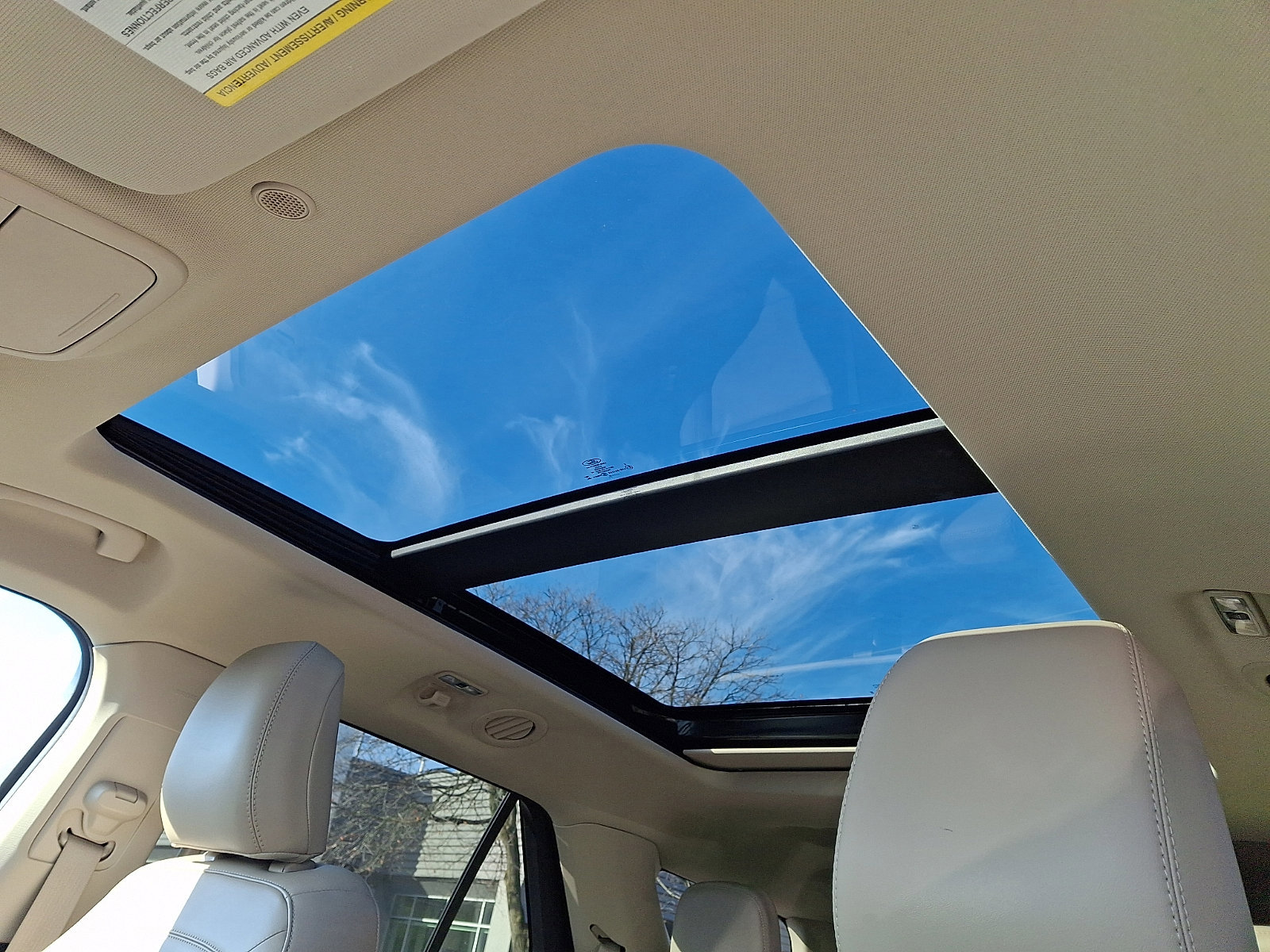 Certified 2024 Ford Explorer XLT w/ Equipment Group 202A image 21