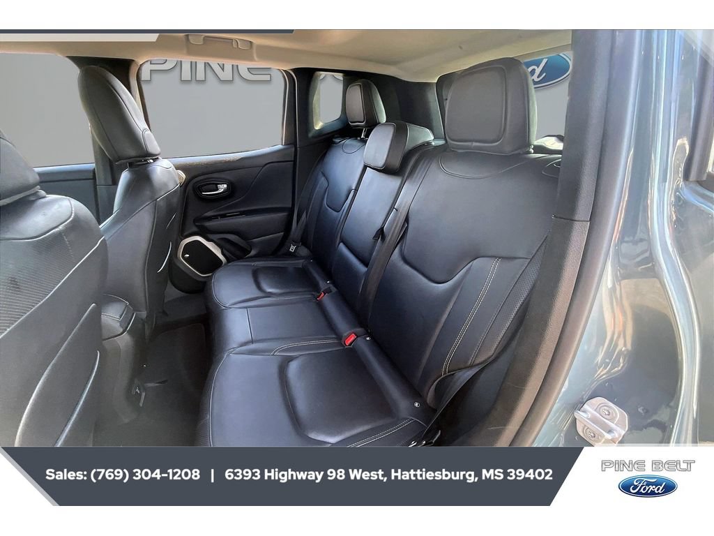 Used 2017 Jeep Renegade Limited AWD/4WD image 19