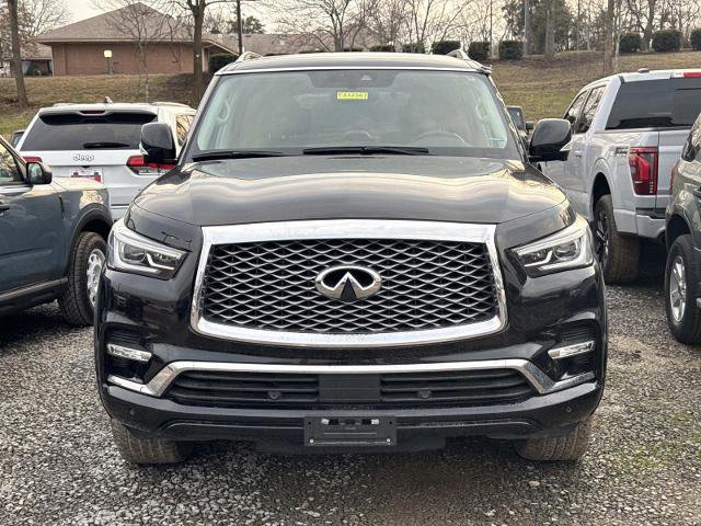 Used 2019 INFINITI QX80 Luxe image 2