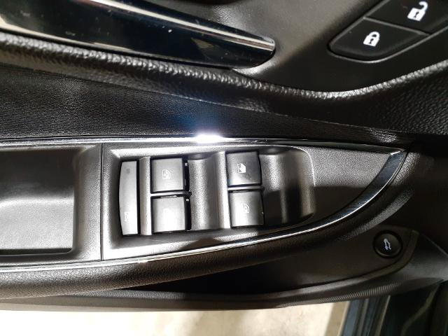 Used 2018 Chevrolet Cruze LT w/ Convenience Package FWD image 12