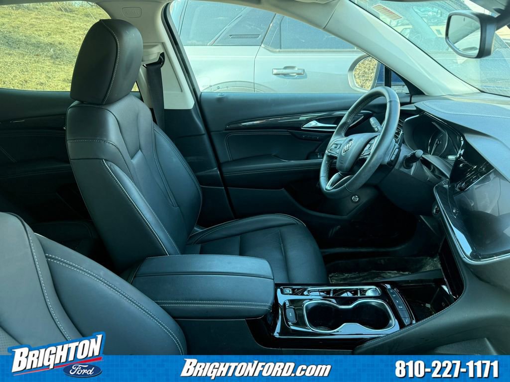 Used 2023 Buick Envision Essence image 7