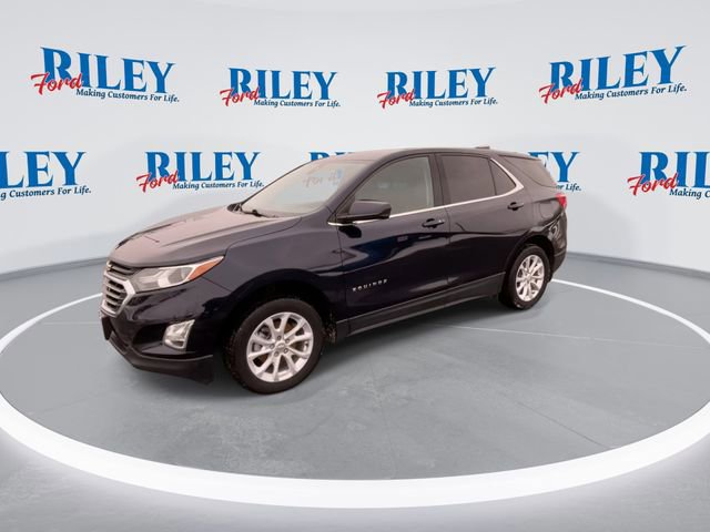 Used 2020 Chevrolet Equinox LT w/ Driver Convenience Package image 2