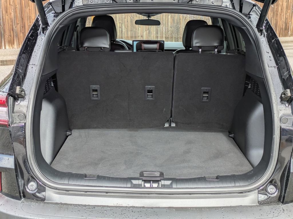 Certified 2025 Ford Escape ST-Line w/ Tech Pack #1 AWD/4WD image 13