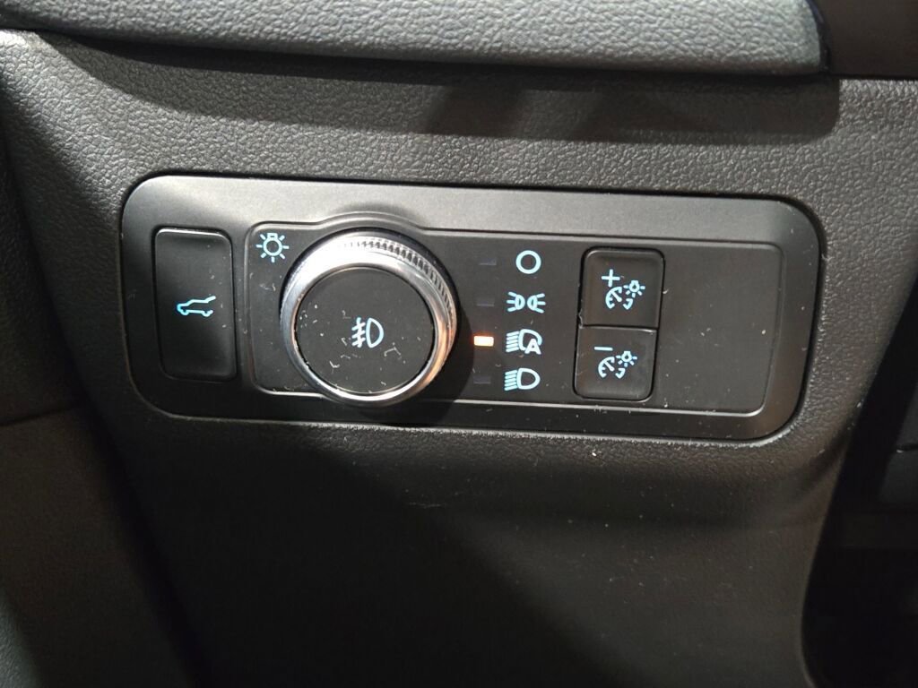 Certified 2022 Ford Escape SEL w/ Technology Package image 31