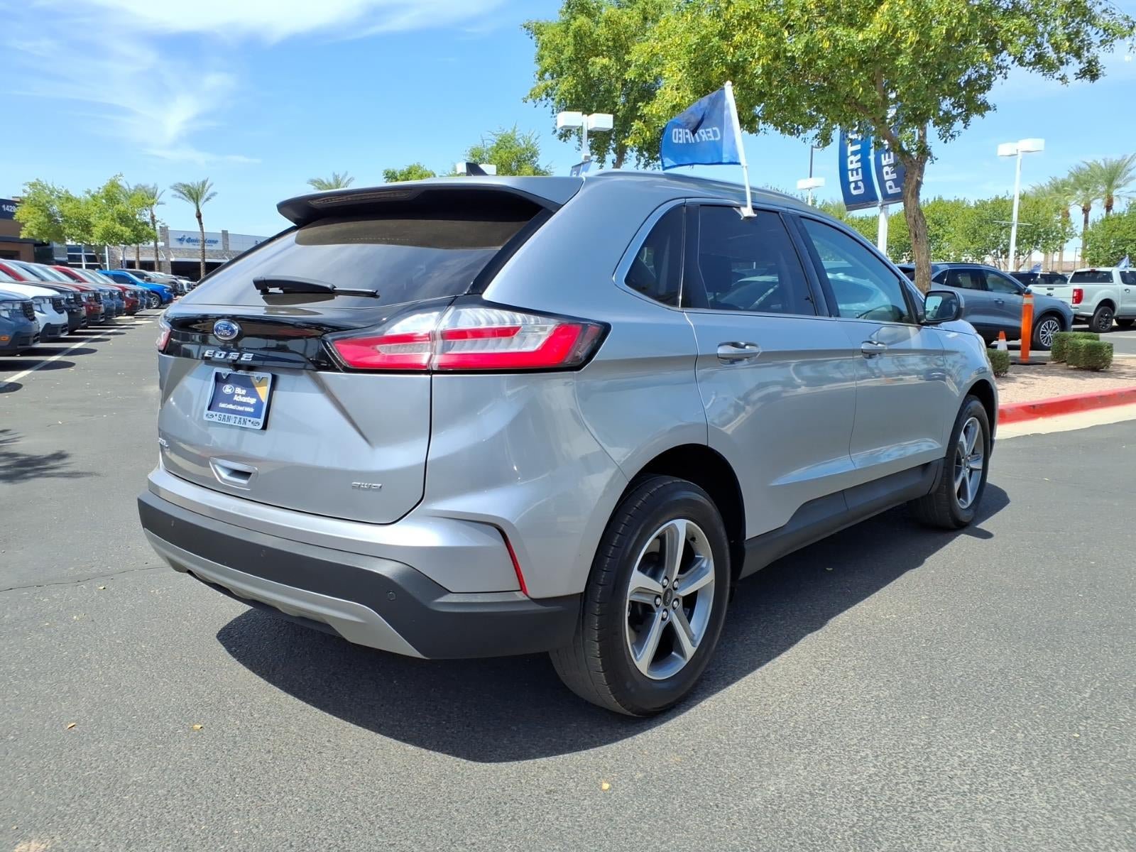 Certified 2023 Ford Edge SEL w/ Convenience Package AWD/4WD image 4