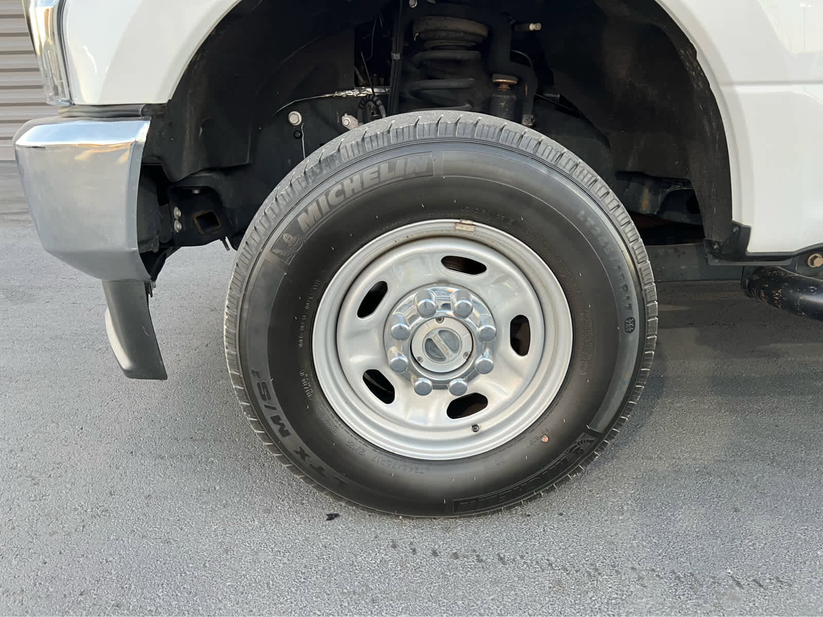 Certified 2022 Ford F350 XL w/ Power Equipment Group image 13