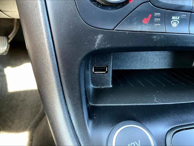 Certified 2017 Ford Focus SEL w/ Cold Weather Package FWD image 18