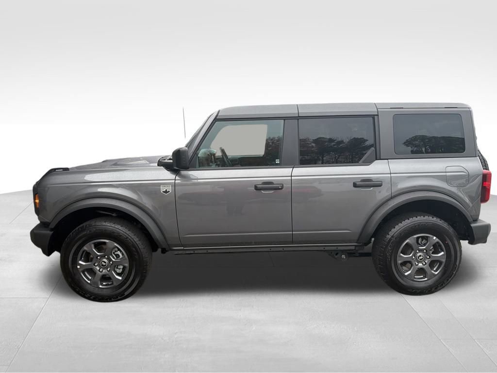 Certified 2025 Ford Bronco Big Bend image 3