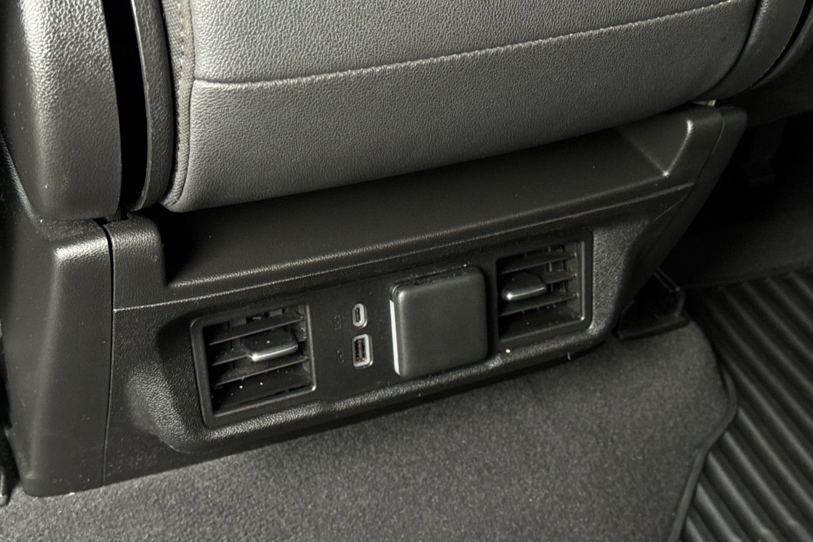 Used 2024 Chevrolet Silverado 2500 LTZ image 14